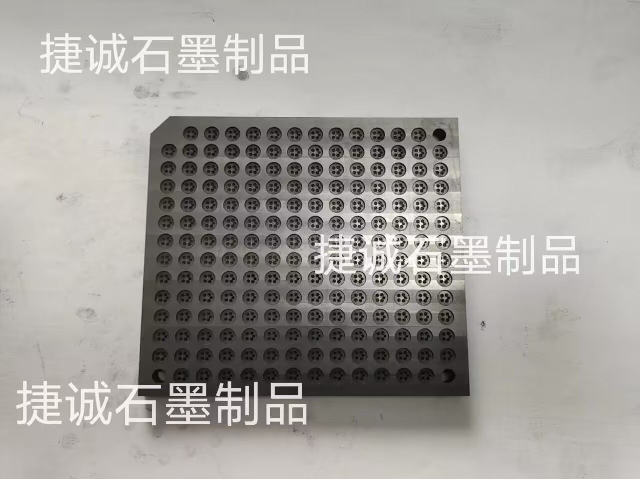 高溫封裝石墨工裝夾具，電子燒結(jié)石墨模具，燒結(jié)石墨模具，電子元件封裝石墨模具，電子產(chǎn)品燒結(jié)封裝石墨模具，石墨模具，石墨治具，石墨模具加工，石墨模具生產(chǎn)廠家